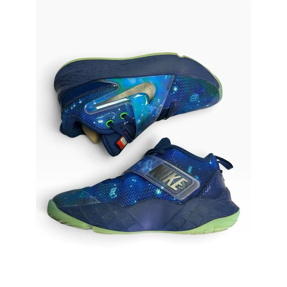 Nike Hustle D 12 x LEGO Brave Blue Galaxy Space Kids Shoes IO4648-400 Size 2.5Y